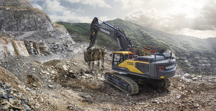 EC530E UND EC550E – 50-TONNEN-BAGGER MIT FÄHIGKEITEN, DIE ÜBER IHRE GEWICHTSKLASSE HINAUSGEHEN